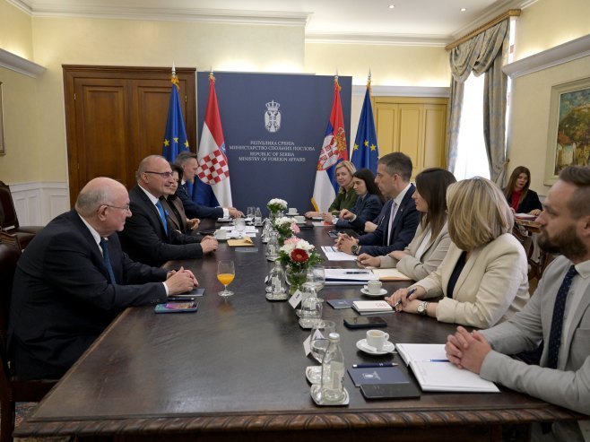 Đurić - Grlić Radman: Obezbijediti ravnopravnost sva tri naroda u BiH i puno poštovanje nadležnosti entiteta