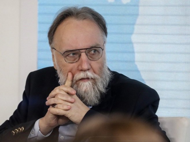 Dugin: Zapad će nastaviti da izdaje i muči Srbe