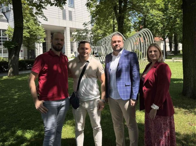 Tim Klinike za kardiohirurgiju iz Srpske na dvodnevnoj edukaciji u Berlinu (FOTO)