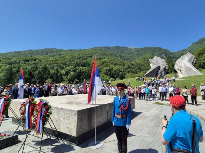 "Dolina heroja" na Sutjesci nikada neće biti zaboravljena (FOTO)
