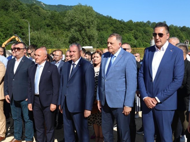 Višković: Cilj da gas dobiju sve lokalne zajednice u Srpskoj