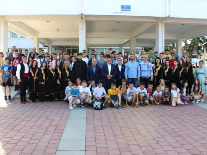 Prijem djece sa Kosova i Metohije u Gradskoj upravi Laktaši