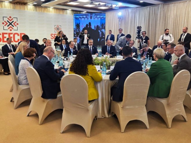 Macut: Srbija nije glasala za Deklaraciju na Samitu SEECP u Tirani