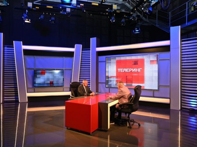 RTRS, 21.00; Telering: Gost Radovan Višković