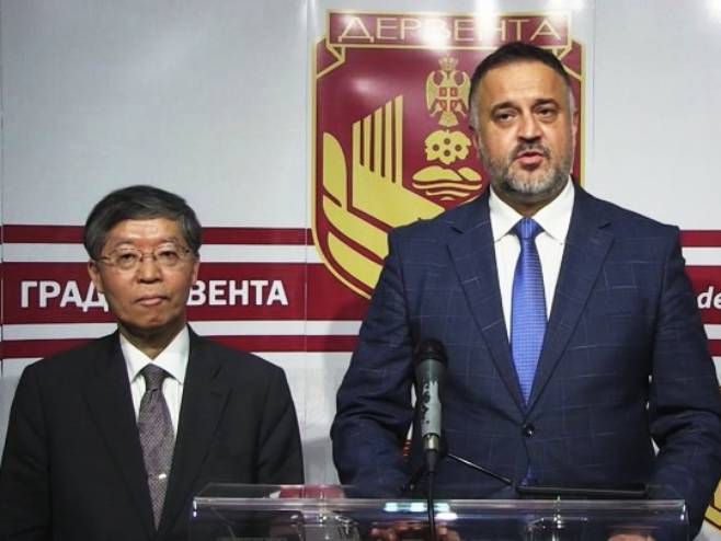 Žunić i ambasador Јapana o unapređenju odnosa Srpske i Јapana Žunić i ambasador Јapana o unapređenju odnosa Srpske i Јapana - Foto: RTRS