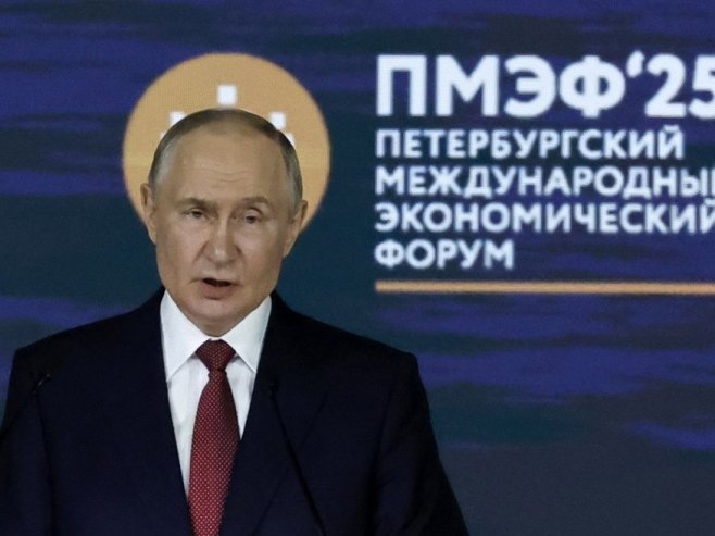 Putin: nema dokaza da Iran želi da posjeduje atomsko oružje