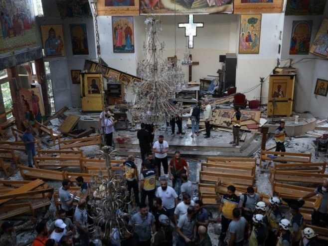 Bombaš samoubica ubio najmanje 20 ljudi u crkvi u Damasku (FOTO/VIDEO)