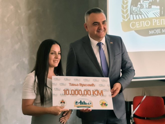 Po 10.000 KM za 13 kandidata po javnom pozivu "Moj biznis na selu"
