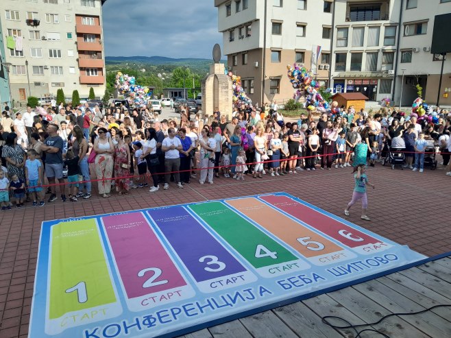 U proteklih godinu dana u Šipovu rođeno 76 beba