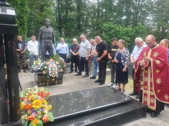 Prnjavor - obilježavanje Vidovdana Prnjavor - obilježavanje Vidovdana - Foto: RTRS