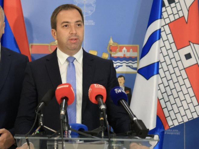 Selak: Obezbijeđeno preko 30 miliona KM za vodu, a sela i dalje bez vodosnabdijevanja