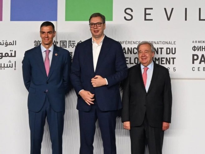 Vučić u Sevilji (Foto: instagram.com/buducnostsrbijeav) Vučić u Sevilji (Foto: instagram.com/buducnostsrbijeav) -