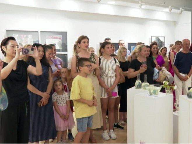 U Prijedoru predstavljena izložba kineskih umjetnica (VIDEO)