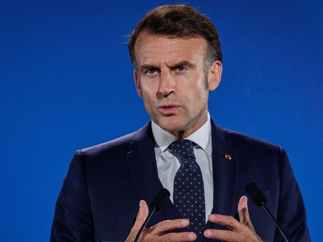 Makron nazvao Trampove carine oblikom "ucjene"