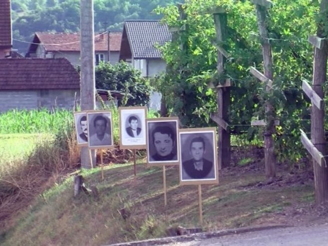 Fotografije srpskih žrtava da podsjete na stravične zločine na više od 600 ubijenih civila i boraca iz srednjeg Podrinja