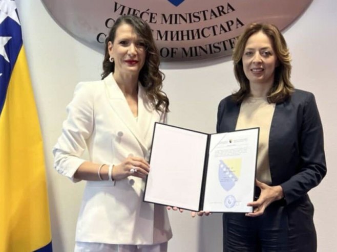 Јeleni Krunić nagrada u oblasti nauke u BiH za uspjehe na međunarodnom planu
