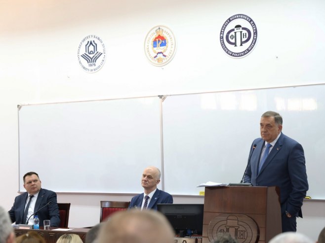 Dodik: Bez jakog obrazovanja nema ni jake Republike Srpske (FOTO)
