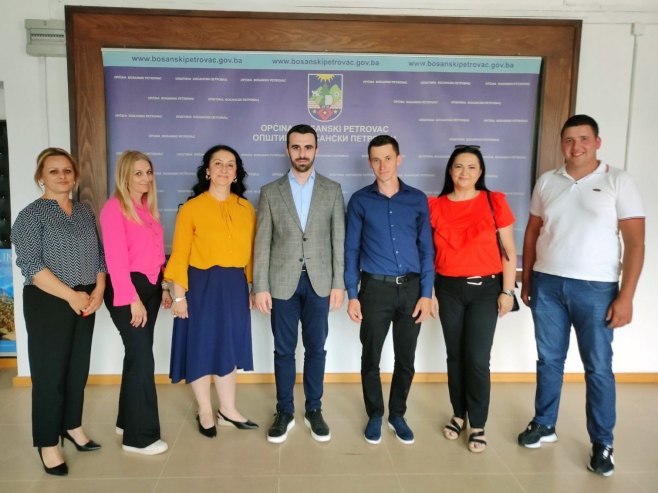 Božo Latinović izabran za predsjedavajućeg Opštinskog vijeća Bosanski Petrovac Božo Latinović izabran za predsjedavajućeg Opštinskog vijeća Bosanski Petrovac - Foto: SRNA