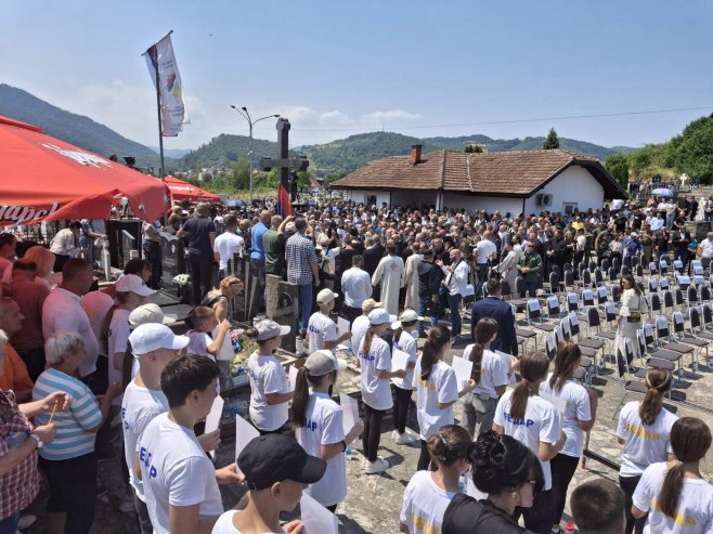 UŽIVO - Bratunac: Obilježavanje stradanja Srba Srednjeg Podrinja i regije Birač (FOTO)
