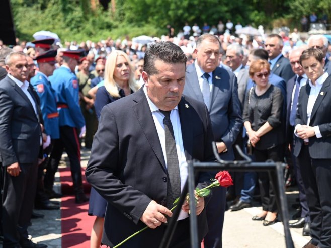 Stevandić: Vječni pomen za srpske žrtve srednjeg Podrinja i Birča