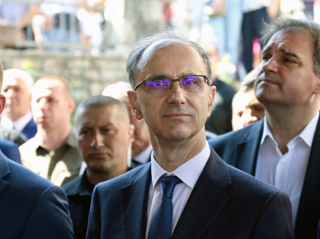 Premijer Srbije stigao u Nevesinje, dočekao ga premijer Srpske