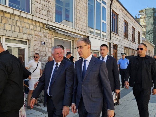 Radovan Višković i Đuro Macut Radovan Višković i Đuro Macut - Foto: Ustupljena fotografija