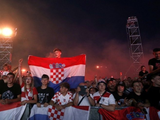 Koncert Tompsona, Zagreb (foto: EPA/ANTONIO BAT) Koncert Tompsona, Zagreb (foto: EPA/ANTONIO BAT) -