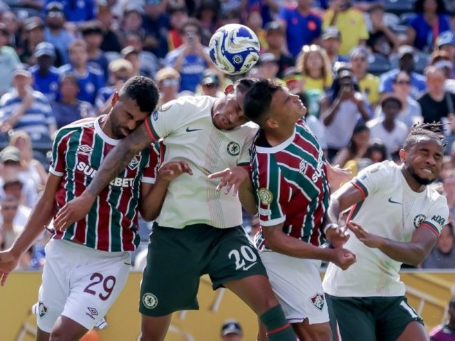 Čelzi - Fluminense (Foto: EPA/JUSTIN LANE) Čelzi - Fluminense (Foto: EPA/JUSTIN LANE) -