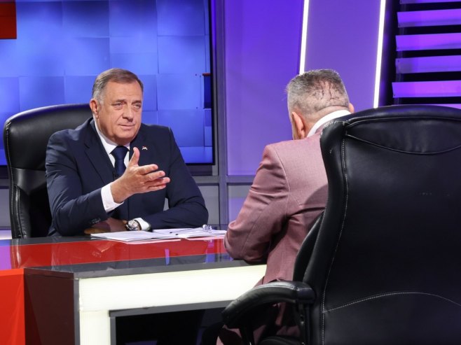 Dodik ekskluzivno za RTRS o tvrdnjama da su od njega tražene usluge od osoba bliskih Uzunovićevoj (VIDEO)