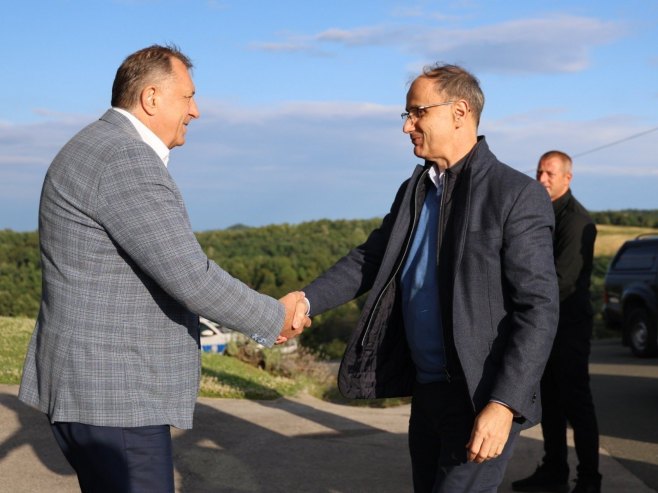 Predsjednik Srpske ugostio premijera Srbije (FOTO/VIDEO)