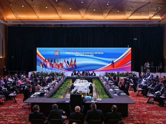 Lavrov i Rubio o "mapi puta" za okončanje sukoba u Ukrajini (VIDEO)
