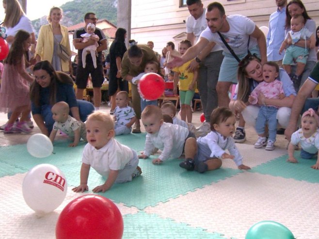 Konferencija beba u Višegradu (FOTO)