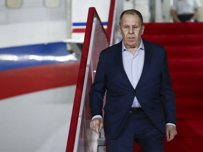 Lavrov prenio Kim DŽong Unu Putinovu poruku