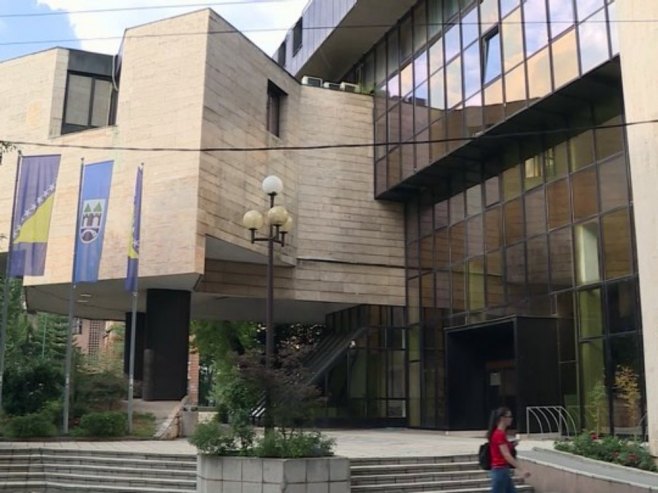 FBiH u sve većoj finasijskoj dubiozi: Na Londonskoj berzi zadužuju se za 700 miliona maraka