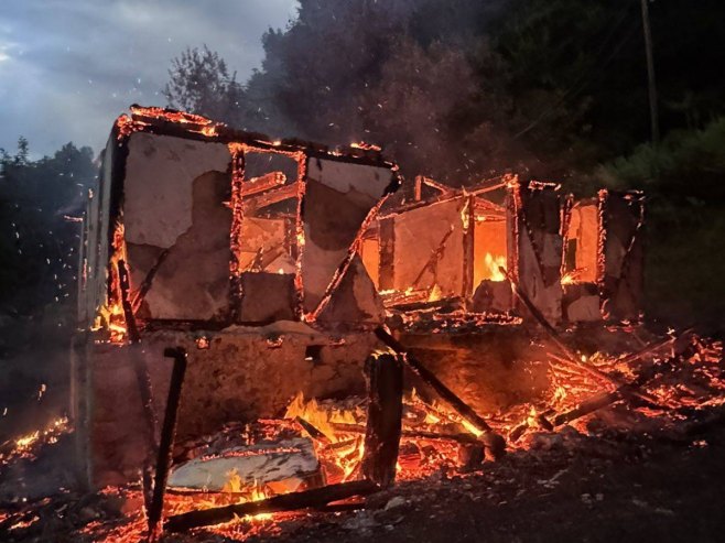 Banjaluka: Uhapšen zbog sumnje da je zapalilo porodičnu kuću