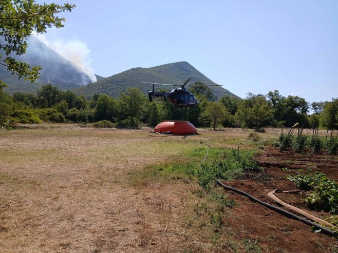 Trebinje: Deveti dan od izbijanja požara, vatra se ne smiruje (FOTO/VIDEO)