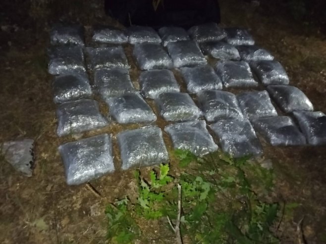 U Srpskoj zaplijenjena 33 kilograma droge, dvojica uhapšena (FOTO/VIDEO)
