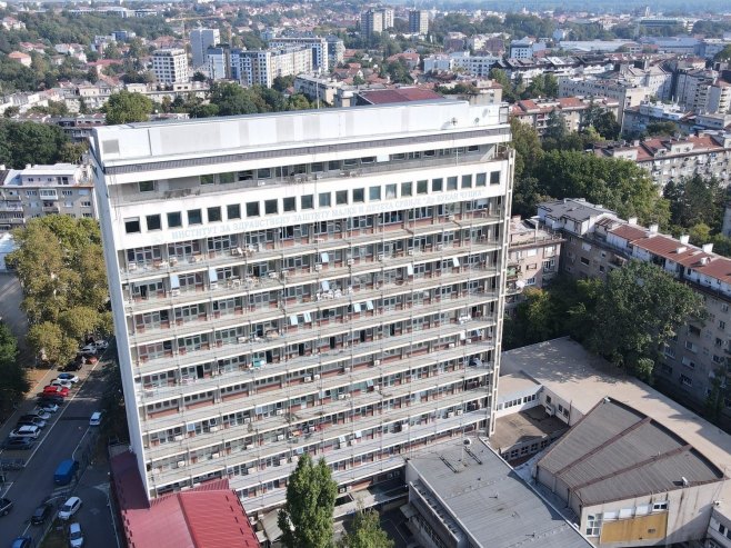 Desetogodišnjakinji iz Srpske ugrađena trajna mehanička potpora srca u Institutu u Beogradu