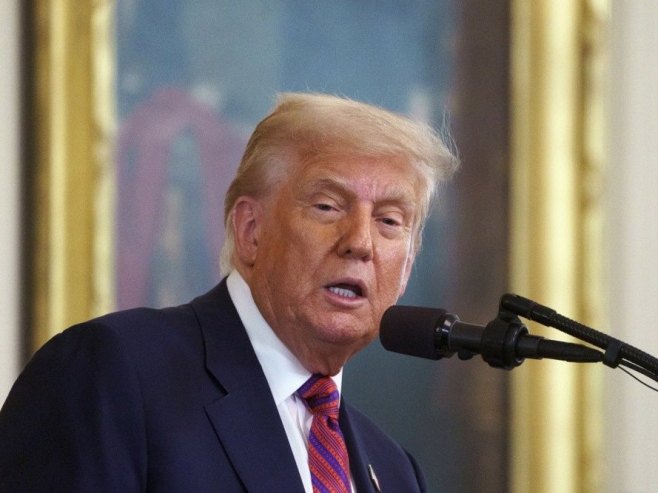 Donald Tramp (foto: EPA/WILL OLIVER) - 