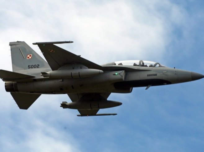 Borbeni avion (foto: EPA/Artur Reszko) Borbeni avion (foto: EPA/Artur Reszko) -