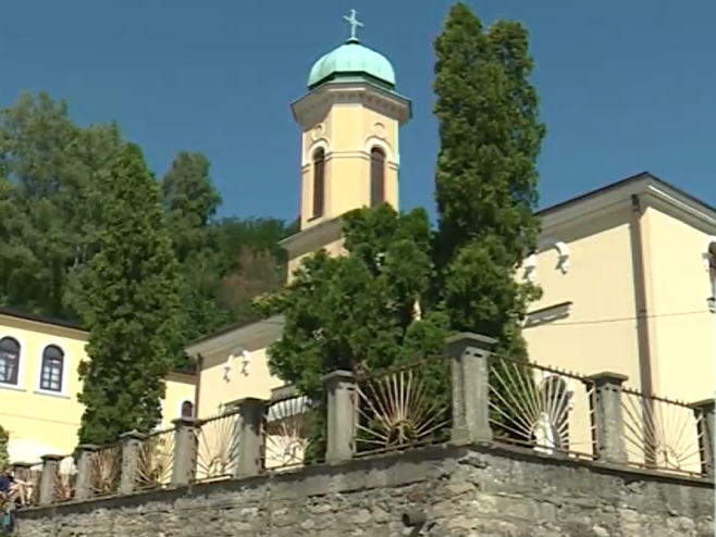 Visoko: U prisustvu velikog broja vjernika obilježena slava hrama (VIDEO)