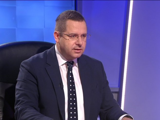RTRS, 21.00 - Gost Teleringa Radovan Kovačević