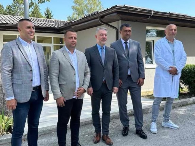 Šeranić obišao psihijatrijsku bolnicu u Sokocu: Vlada daje podršku za rekonstrukciju objekta