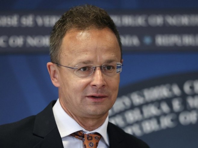 Sijarto: Tramp je mogao da postigne više po pitanju Ukrajine da nije bilo Bajdena i EU