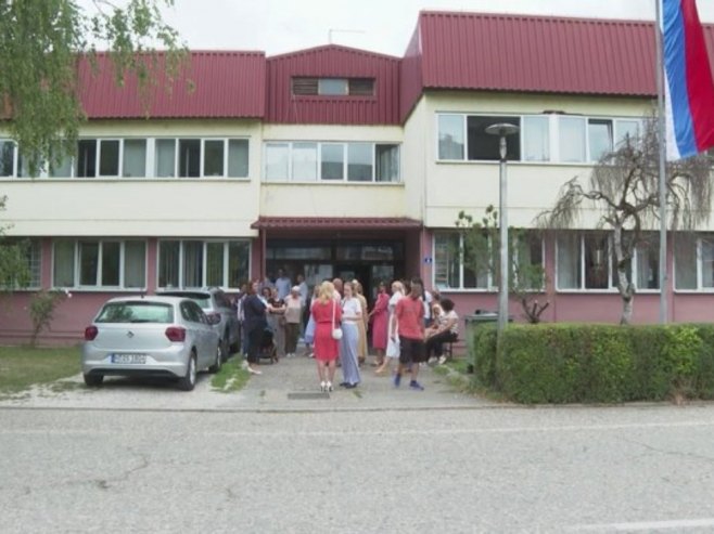 Štrajk upozorenja Štrajk upozorenja - Foto: RTRS