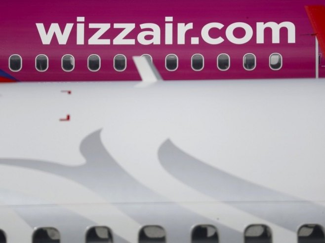 Obuka budućih pilota kompanije "Viz er" na banjalučkom aerodromu