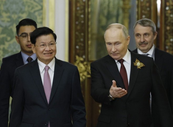 Putin sa predsjednikom Laosa: U fokusu saradnja; Neobičan poklon visokog gosta (VIDEO)