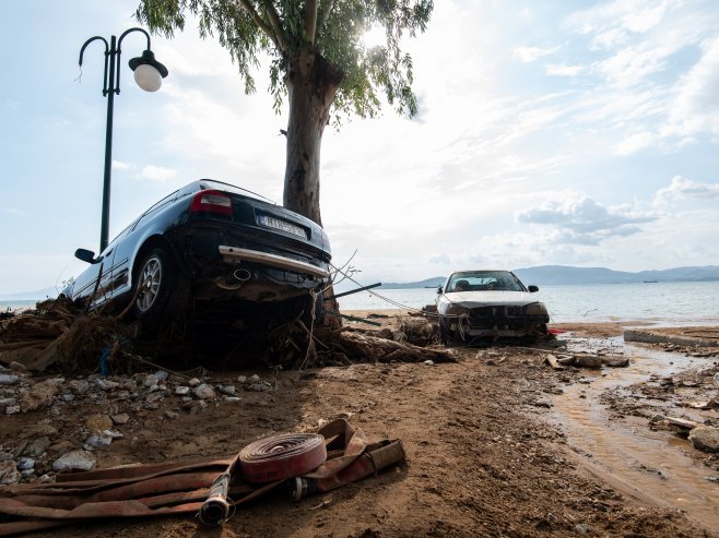 Nevrijeme u Grčkoj (Foto: EPA/HATZIPOLITIS NICOLAOS) Nevrijeme u Grčkoj (Foto: EPA/HATZIPOLITIS NICOLAOS) -