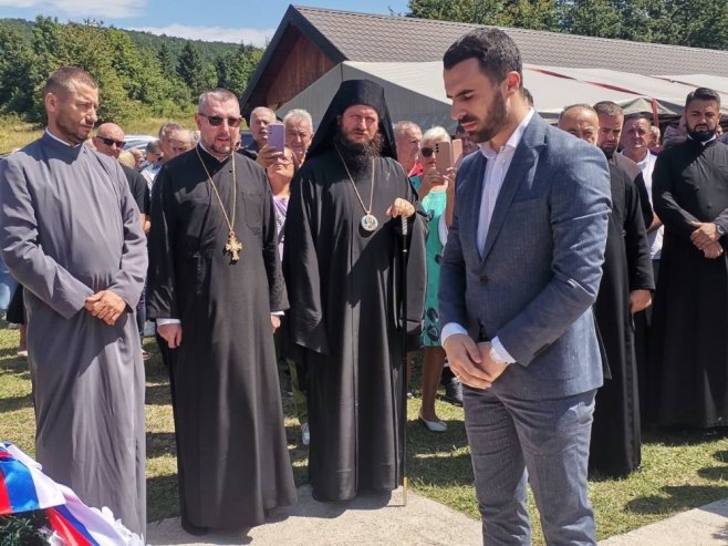 Predsjedniku Srpske priznanje za nesebičnu podršku hramu u Bravsku