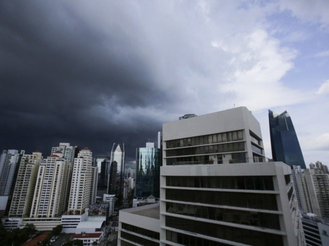 Nevrijeme (Foto: EPA/Carlos Lemos) - 